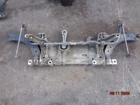 Γέφυρα Εμπρός Οριζόντια για VW GOLF (2004 - 2008) Mk5 (1K1) *ΔΒ* ΠΑΛΕΤΑ 181 *208293* Γέφυρα Εμπρός Οριζόντια για VW GOLF (2004 - 2008) Mk5 (1K1) *ΔΒ* ΠΑΛΕΤΑ 181 *208293*