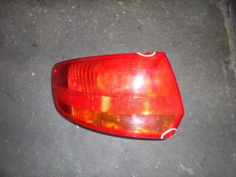 Φανάρι Πίσω Αριστερό (Ελαττωματικό) για AUDI A3 (2003 - 2005) (8P) Sportback - 5dr , (2005 - 2008) (8P) Φανάρι Πίσω Αριστερό (Ελαττωματικό) για AUDI A3 (2003 - 2005) (8P) Sportback - 5dr , (2005 - 2008) (8P)