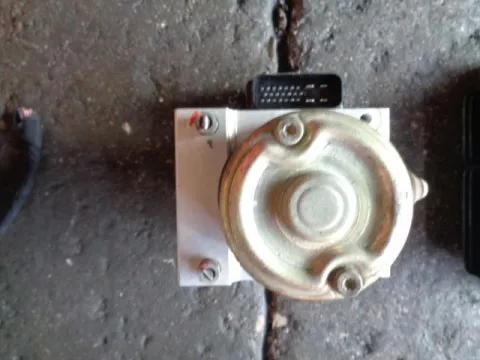 Μονάδα ABS AC0450-01834 για SUZUKI IGNIS (2000 - 2003) (RG) Μονάδα ABS AC0450-01834 για SUZUKI IGNIS (2000 - 2003) (RG)