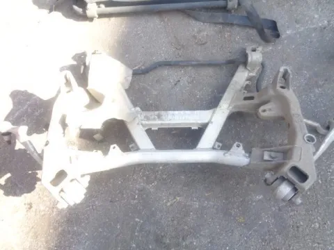 Γέφυρα Εμπρός Οριζόντια για BMW 5 Series (1996 - 2000) (E39) , (2000 - 2003) (E39 F-L) Γέφυρα Εμπρός Οριζόντια για BMW 5 Series (1996 - 2000) (E39) , (2000 - 2003) (E39 F-L)
