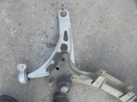 Ψαλίδι Εμπρός Αριστερό Άνω Κάτω για BMW 3 Series (2003 - 2005)((E46 F-L) *ΔΒ* Ψαλίδι Εμπρός Αριστερό Άνω Κάτω για BMW 3 Series (2003 - 2005)((E46 F-L) *ΔΒ*