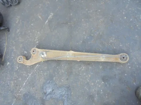 Κόντρα Μπάρα Πίσω Δεξιά για SUZUKI JIMNY (2005 - 2013) (SN) *ΔΒ* Κόντρα Μπάρα Πίσω Δεξιά για SUZUKI JIMNY (2005 - 2013) (SN) *ΔΒ*