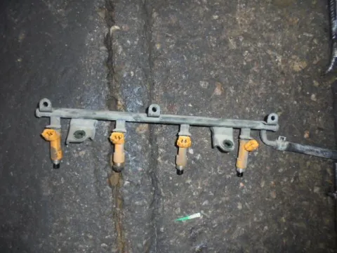 Μπεκιέρα για SUZUKI SWIFT (2006 - 2008) (RS) Μπεκιέρα για SUZUKI SWIFT (2006 - 2008) (RS)