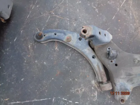 Ψαλίδι Εμπρός Αριστερό για NISSAN ALMERA (2000 - 2002) (N16) , (2002 - 2006) (N16)  *ΔΒ* ΠΑΛΕΤΑ 205 *211383* Ψαλίδι Εμπρός Αριστερό για NISSAN ALMERA (2000 - 2002) (N16) , (2002 - 2006) (N16)  *ΔΒ* ΠΑΛΕΤΑ 205 *211383*