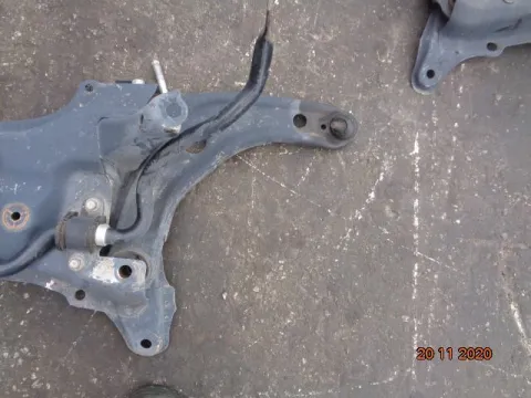Ψαλίδι Εμπρός Δεξί για TOYOTA YARIS (2009 - 2012) (XP90) *ΔΒ* ΠΑΛΕΤΑ 223 *212501* Ψαλίδι Εμπρός Δεξί για TOYOTA YARIS (2009 - 2012) (XP90) *ΔΒ* ΠΑΛΕΤΑ 223 *212501*
