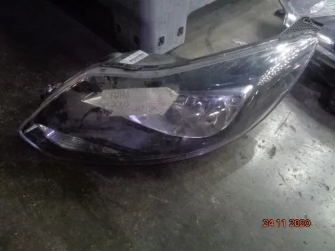Φανάρι Εμπρός Αριστερό (ΜΑΥΡΟ ΦΟΝΤΟ) για FORD FOCUS (2011 - 2014) () Φανάρι Εμπρός Αριστερό (ΜΑΥΡΟ ΦΟΝΤΟ) για FORD FOCUS (2011 - 2014) ()