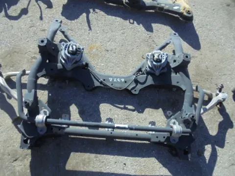 Γέφυρα Εμπρός Οριζόντια 685940703 για BMW 1 Series (2012- 2015) *ΔΒ* Γέφυρα Εμπρός Οριζόντια 685940703 για BMW 1 Series (2012- 2015) *ΔΒ*