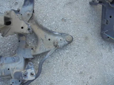 Ψαλίδι Εμπρός Αριστερό για DAIHATSU TERIOS (2006 - 2009) (J200) *ΔΒ* Ψαλίδι Εμπρός Αριστερό για DAIHATSU TERIOS (2006 - 2009) (J200) *ΔΒ*