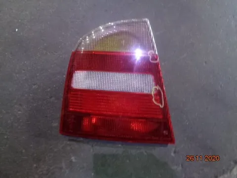 Φανάρι Πίσω Αριστερό ΡΑΓΙΣΜΕΝΟ για SKODA OCTAVIA (1997 - 2000) 4 (1U2-5) Φανάρι Πίσω Αριστερό ΡΑΓΙΣΜΕΝΟ για SKODA OCTAVIA (1997 - 2000) 4 (1U2-5)