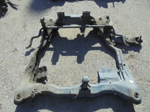 Γέφυρα Εμπρός Πλαίσιο για HYUNDAI COUPE (2001 - 2004) (GK) *ΔΒ* Γέφυρα Εμπρός Πλαίσιο για HYUNDAI COUPE (2001 - 2004) (GK) *ΔΒ*