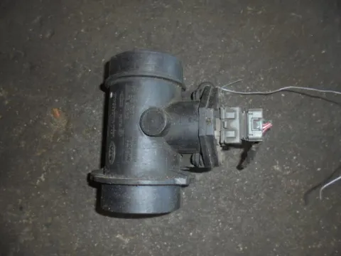 Μετρητής Μάζας Αέρος (MAF - LUFT - AIR FLOW) M280217116 για KIA CLARUS (2001 - )  "ΤΕΛΑΡΟ 15"(πισω τοιχο) Μετρητής Μάζας Αέρος (MAF - LUFT - AIR FLOW) M280217116 για KIA CLARUS (2001 - )  "ΤΕΛΑΡΟ 15"(πισω τοιχο)