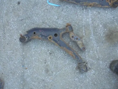 Ψαλίδι Εμπρός Αριστερό για NISSAN PRIMERA (1996 - 1999) (P11) Ψαλίδι Εμπρός Αριστερό για NISSAN PRIMERA (1996 - 1999) (P11)