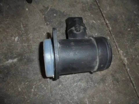 Μετρητής Μάζας Αέρος (MAF - LUFT - AIR FLOW) 0281002216 για VW PASSAT (2000 - 2005) (3B3)  "ΤΕΛΑΡΟ 1"(πισω τοιχο) Μετρητής Μάζας Αέρος (MAF - LUFT - AIR FLOW) 0281002216 για VW PASSAT (2000 - 2005) (3B3)  "ΤΕΛΑΡΟ 1"(πισω τοιχο)