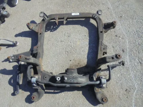 Γέφυρα Εμπρός Πλαίσιο για OPEL ASTRA (2004 - 2007) H *ΔΒ* ΠΑΛΕΤΑ 197 *210326* Γέφυρα Εμπρός Πλαίσιο για OPEL ASTRA (2004 - 2007) H *ΔΒ* ΠΑΛΕΤΑ 197 *210326*