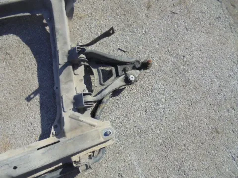 Ψαλίδι Εμπρός Δεξί για RENAULT CLIO (2001 - 2005) (BB_) (CB_) *ΔΒ* ΠΑΛΕΤΑ 208 *211625* Ψαλίδι Εμπρός Δεξί για RENAULT CLIO (2001 - 2005) (BB_) (CB_) *ΔΒ* ΠΑΛΕΤΑ 208 *211625*