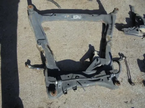 Γέφυρα Εμπρός Πλαίσιο για NISSAN QASHQAI (2007 - 2010) (J10) (JJ10) *ΔΒ* ΠΑΛΕΤΑ 235 *221780* Γέφυρα Εμπρός Πλαίσιο για NISSAN QASHQAI (2007 - 2010) (J10) (JJ10) *ΔΒ* ΠΑΛΕΤΑ 235 *221780*