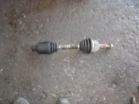 Ημιαξόνιο Εμπρός Δεξί Αυτόματο για CHEVROLET - DAEWOO CAPTIVA (2007 - 2012) 2000 Z20 S Diesel 150 VCDi 4WD Ημιαξόνιο Εμπρός Δεξί Αυτόματο για CHEVROLET - DAEWOO CAPTIVA (2007 - 2012) 2000 Z20 S Diesel 150 VCDi 4WD