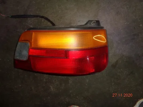 Φανάρι Πίσω Δεξί ΡΑΓΙΣΜΕΝΟ για TOYOTA STARLET (1990 - 1995) (EP80-2) Φανάρι Πίσω Δεξί ΡΑΓΙΣΜΕΝΟ για TOYOTA STARLET (1990 - 1995) (EP80-2)