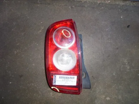 Φανάρι Πίσω Αριστερό (Ραγισμένο) για NISSAN MICRA (2003 - 2005) (K12) , (2005 - 2011) (K12) Φανάρι Πίσω Αριστερό (Ραγισμένο) για NISSAN MICRA (2003 - 2005) (K12) , (2005 - 2011) (K12)