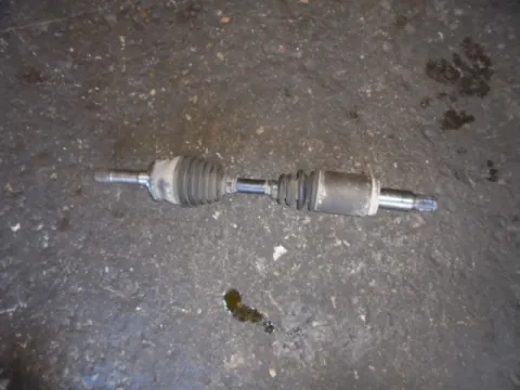 Ημιαξόνιο Εμπρός Αριστερό για SUZUKI GRAND VITARA (1999 - 2001) (SQ) Ημιαξόνιο Εμπρός Αριστερό για SUZUKI GRAND VITARA (1999 - 2001) (SQ)