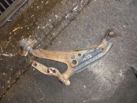 Ψαλίδι Εμπρός Αριστερό για NISSAN PRIMERA (1996 - 1999) (P11) Ψαλίδι Εμπρός Αριστερό για NISSAN PRIMERA (1996 - 1999) (P11)