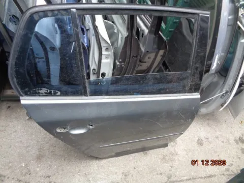Πόρτα Πίσω Δεξιά ΛΙΓΟ ΧΤΥΠΙΜΕΝΗ για VW GOLF (2004 - 2008) Mk5 (1K1) *Γ* Πόρτα Πίσω Δεξιά ΛΙΓΟ ΧΤΥΠΙΜΕΝΗ για VW GOLF (2004 - 2008) Mk5 (1K1) *Γ*