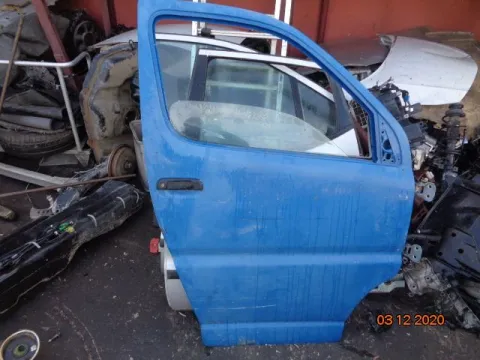 Πόρτα Εμπρός Δεξιά για TOYOTA HI-ACE (1996 - 2006) (XH10) Πόρτα Εμπρός Δεξιά για TOYOTA HI-ACE (1996 - 2006) (XH10)