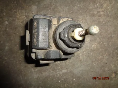 Ρεγουλατόρος Φαναριού για ALFA ROMEO 146 (1995 - 1998) (930) , (1999 - 2001) (930) , 156 (1997 - 2003) (932) , (2003 - 2006) (932) Ρεγουλατόρος Φαναριού για ALFA ROMEO 146 (1995 - 1998) (930) , (1999 - 2001) (930) , 156 (1997 - 2003) (932) , (2003 - 2006) (932)