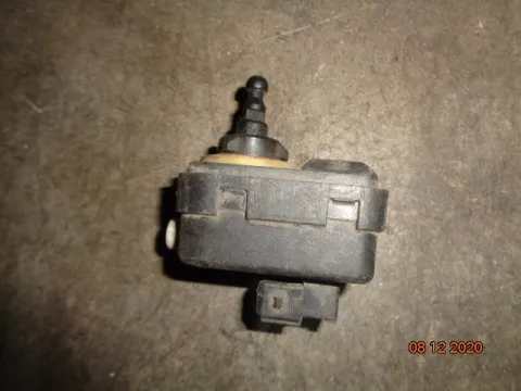 Ρεγουλατόρος Φαναριού για TOYOTA YARIS (1999 - 2002) (XP10) Ρεγουλατόρος Φαναριού για TOYOTA YARIS (1999 - 2002) (XP10)