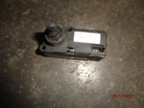 Ρεγουλατόρος Φαναριού για SKODA OCTAVIA (2004 - 2008) 5 (1Z3-5) Ρεγουλατόρος Φαναριού για SKODA OCTAVIA (2004 - 2008) 5 (1Z3-5)