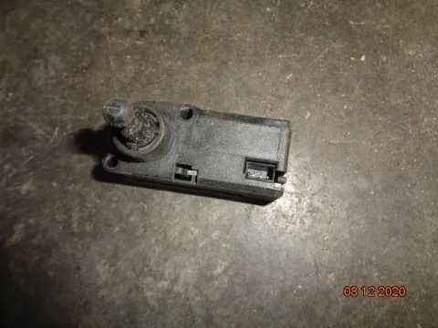 Ρεγουλατόρος Φαναριού για  SKODA OCTAVIA (2004 - 2008) 5 (1Z3-5) Ρεγουλατόρος Φαναριού για  SKODA OCTAVIA (2004 - 2008) 5 (1Z3-5)