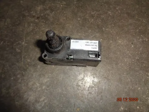 Ρεγουλατόρος Φαναριού για  SKODA OCTAVIA (2004 - 2008) 5 (1Z3-5) Ρεγουλατόρος Φαναριού για  SKODA OCTAVIA (2004 - 2008) 5 (1Z3-5)