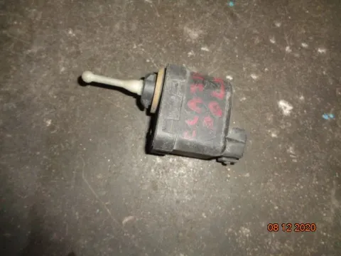 Ρεγουλατόρος Φαναριού για VW POLO CLASSIC (1996 - 2002) (6KV2) Ρεγουλατόρος Φαναριού για VW POLO CLASSIC (1996 - 2002) (6KV2)