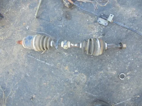 Ημιαξόνιο Εμπρός Αριστερό για NISSAN SUNNY (1991 - 1995) (N14) Ημιαξόνιο Εμπρός Αριστερό για NISSAN SUNNY (1991 - 1995) (N14)