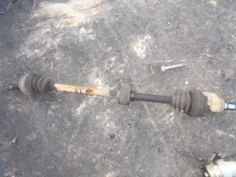 Ημιαξόνιο Εμπρός Δεξί για TOYOTA COROLLA (1992 - 1997) (AE100) Ημιαξόνιο Εμπρός Δεξί για TOYOTA COROLLA (1992 - 1997) (AE100)