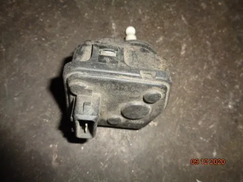Ρεγουλατόρος Φαναριού για MITSUBISHI CARISMA (1999 - 2004) (DA) Ρεγουλατόρος Φαναριού για MITSUBISHI CARISMA (1999 - 2004) (DA)