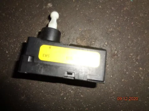 Ρεγουλατόρος Φαναριού για MITSUBISHI COLT (2008 - ) (JZ3) Ρεγουλατόρος Φαναριού για MITSUBISHI COLT (2008 - ) (JZ3)