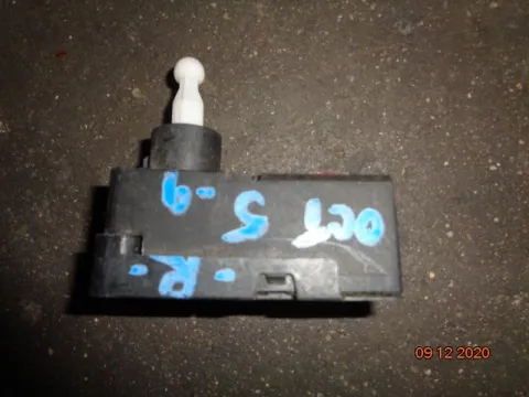 Ρεγουλατόρος Φαναριού για SKODA OCTAVIA (2004 - 2008) 5 (1Z3-5) Ρεγουλατόρος Φαναριού για SKODA OCTAVIA (2004 - 2008) 5 (1Z3-5)
