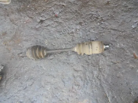 Ημιαξόνιο Εμπρός Αριστερό για NISSAN ALMERA (1995 - 1998) (N15) Ημιαξόνιο Εμπρός Αριστερό για NISSAN ALMERA (1995 - 1998) (N15)