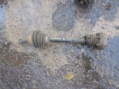 Ημιαξόνιο Εμπρός Αριστερό για VW POLO (1994 - 1999) (6N1) Ημιαξόνιο Εμπρός Αριστερό για VW POLO (1994 - 1999) (6N1)