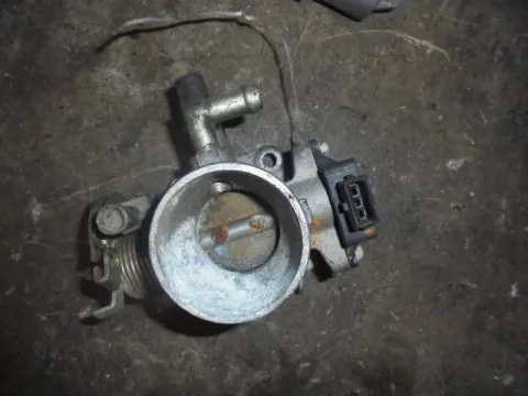 Σώμα Πεταλούδας 3517022010 για HYUNDAI ACCENT (1994 - 1997) (UA) (X3) Σώμα Πεταλούδας 3517022010 για HYUNDAI ACCENT (1994 - 1997) (UA) (X3)
