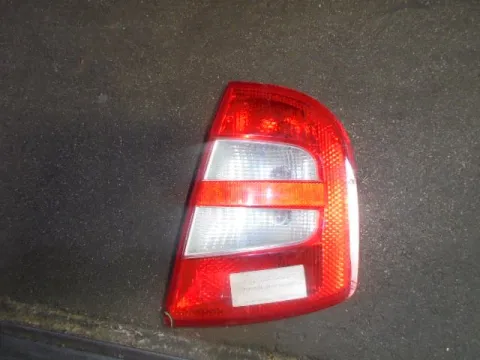 Φανάρι Πίσω Δεξί (ΕΛΑΤΤΩΜΑΤΙΚΟ) για SKODA FABIA (2000 - 2004) (6Y) Φανάρι Πίσω Δεξί (ΕΛΑΤΤΩΜΑΤΙΚΟ) για SKODA FABIA (2000 - 2004) (6Y)