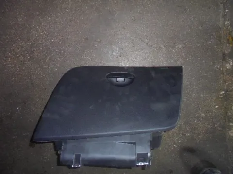 Ντουλαπάκι για SEAT LEON (2005 - 2009) (1P) *Γ* Ντουλαπάκι για SEAT LEON (2005 - 2009) (1P) *Γ*