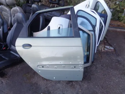 Πόρτα Πίσω Δεξιά για RENAULT SCENIC (1999 - 2003) RX4 4x4 *Γ* Πόρτα Πίσω Δεξιά για RENAULT SCENIC (1999 - 2003) RX4 4x4 *Γ*