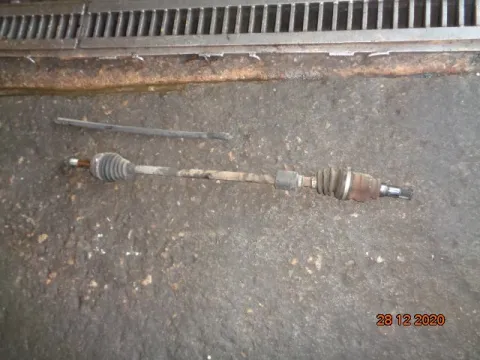 Ημιαξόνιο Εμπρός Δεξί ( 8HT ) για PEUGEOT 107 (2006 - 2009) 1400 (8HT) diesel 54 Turbo Ημιαξόνιο Εμπρός Δεξί ( 8HT ) για PEUGEOT 107 (2006 - 2009) 1400 (8HT) diesel 54 Turbo