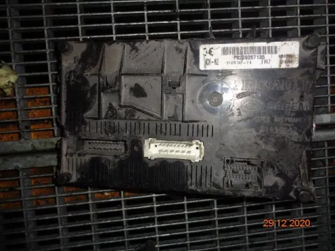 Ασφαλειοθήκη Μηχανής (P8200207135) (21659062) για RENAULT CLIO (1998 - 2001) (BB_) (CB_) , (2001 - 2005) (BB_) (CB_) Ασφαλειοθήκη Μηχανής (P8200207135) (21659062) για RENAULT CLIO (1998 - 2001) (BB_) (CB_) , (2001 - 2005) (BB_) (CB_)