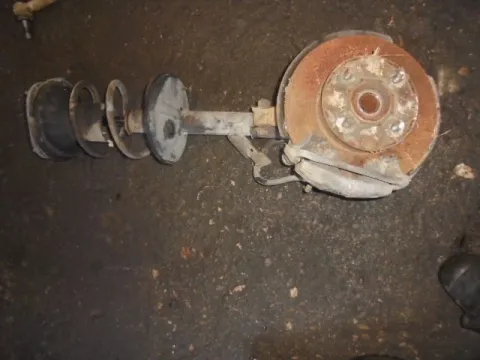 Άκρο Πλήρες Εμπρός Αριστερό για TOYOTA COROLLA (1987 - 1992) (EE90) Άκρο Πλήρες Εμπρός Αριστερό για TOYOTA COROLLA (1987 - 1992) (EE90)