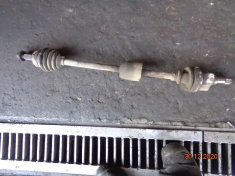 Ημιαξόνιο Εμπρός Δεξί για FORD KA (1997 - 2008) (RB) Ημιαξόνιο Εμπρός Δεξί για FORD KA (1997 - 2008) (RB)