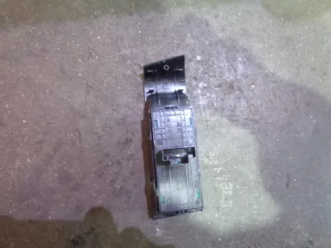 Διακόπτης Παραθύρων Κεντρικός Αριστερής 4ΠΛΟΣ 8PIN για SKODA FABIA (2015 - ) - 