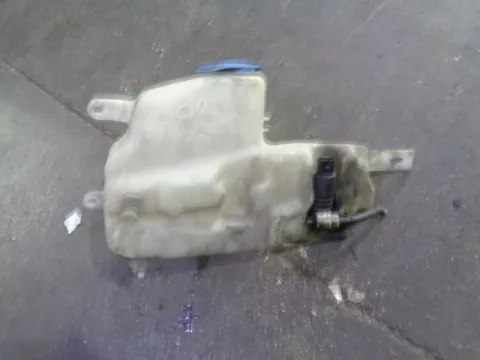 Δοχείο Υαλοκαθαριστήρων Με Μοτέρ για SEAT IBIZA (1999 - 2002) (6K) Δοχείο Υαλοκαθαριστήρων Με Μοτέρ για SEAT IBIZA (1999 - 2002) (6K)